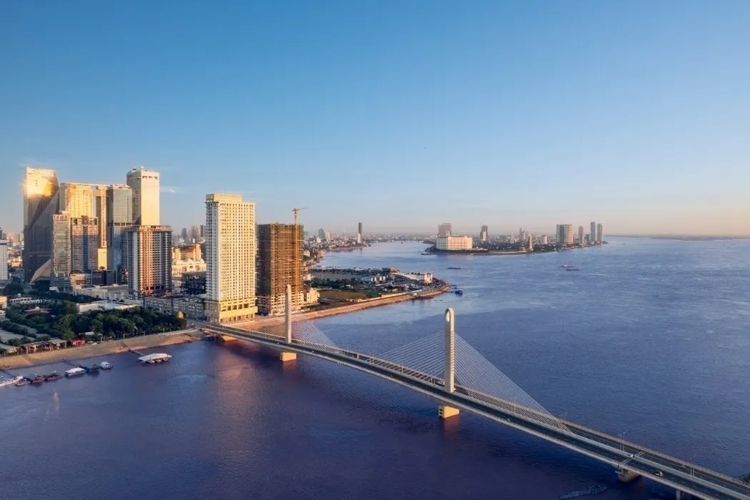Diamond Bay Garden — panoramic view over the rivers and Phnom Penh (render)