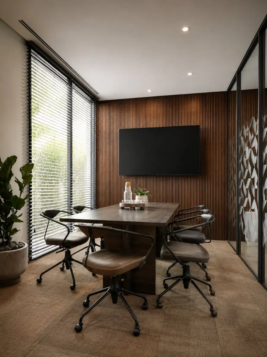 Odom Tower — meeting room