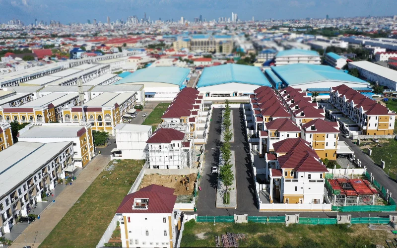 Borey Chea Ry, a completed landed community of link villas and shophouses on National Road 3 in Chaom Chau, Phnom Penh