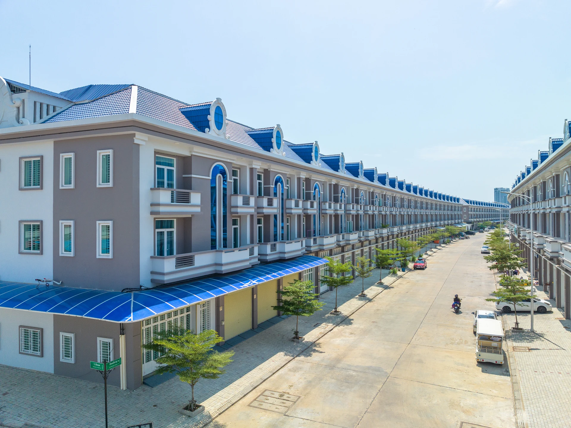 CCV Commercial Centre, OCIC business shophouses in Chroy Changvar, Phnom Penh