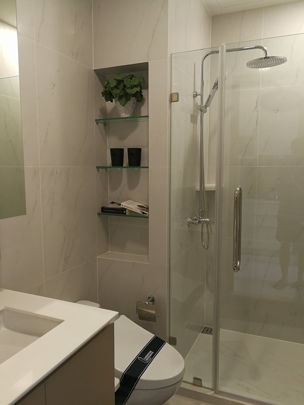 Ванная комната в Chewathai Residence Asoke, Бангкок