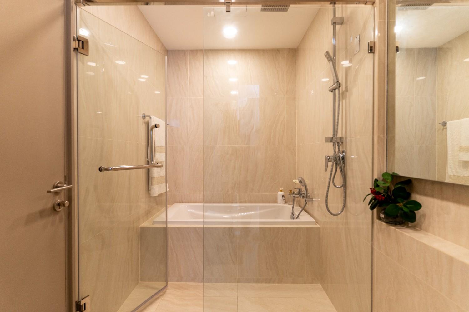 Bathroom in Chewathai Residence Thonglor, Bangkok
