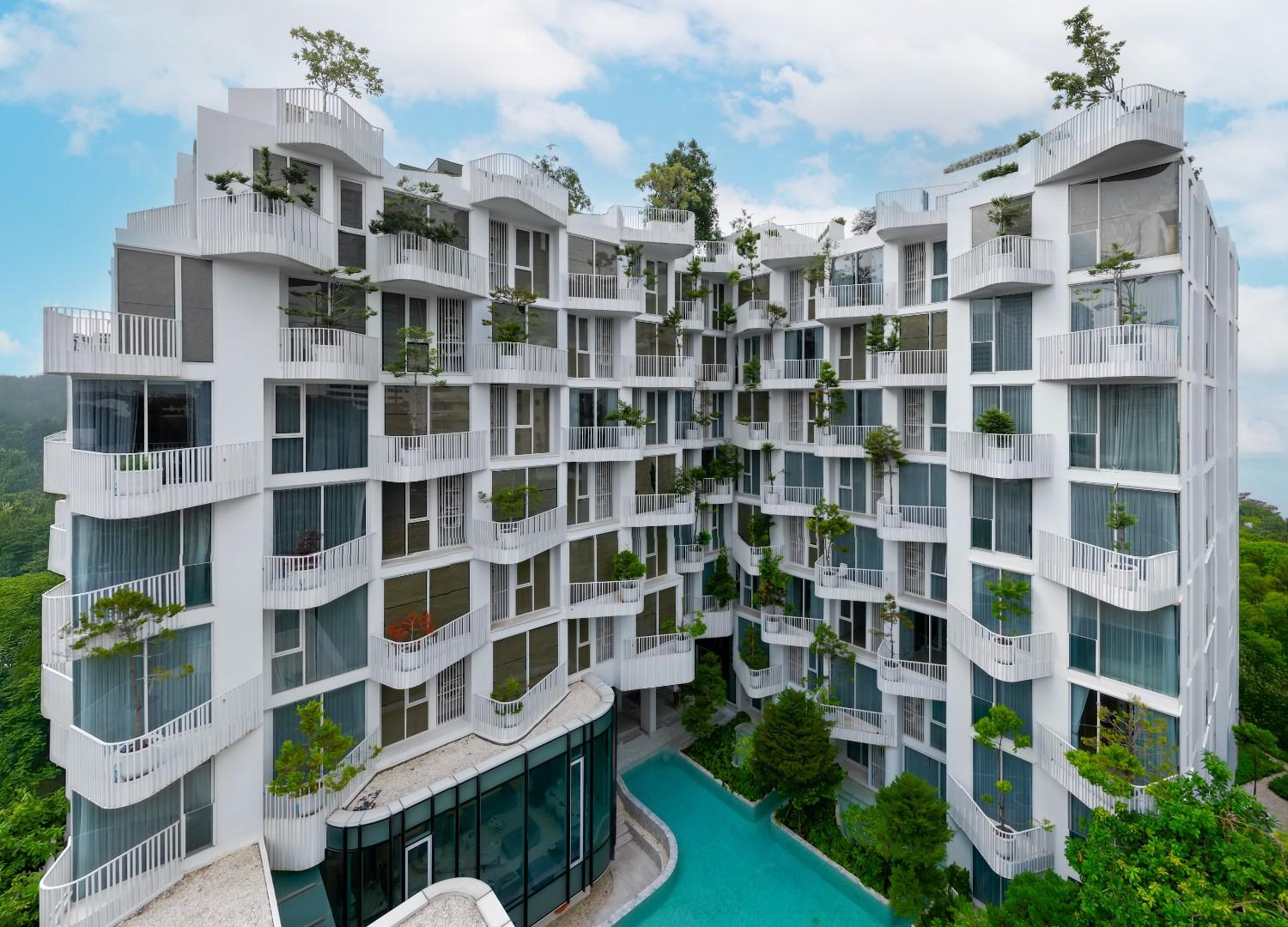 Overview of Chewathai Residence Thonglor in Bangkok