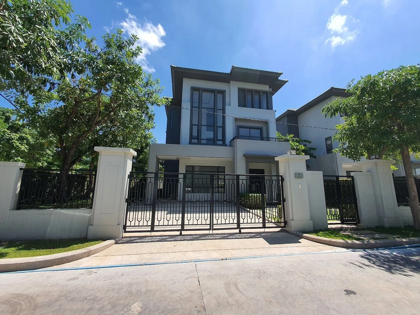 Chip Mong Park Land 6A, National Road 6A, Chroy Changvar, Phnom Penh