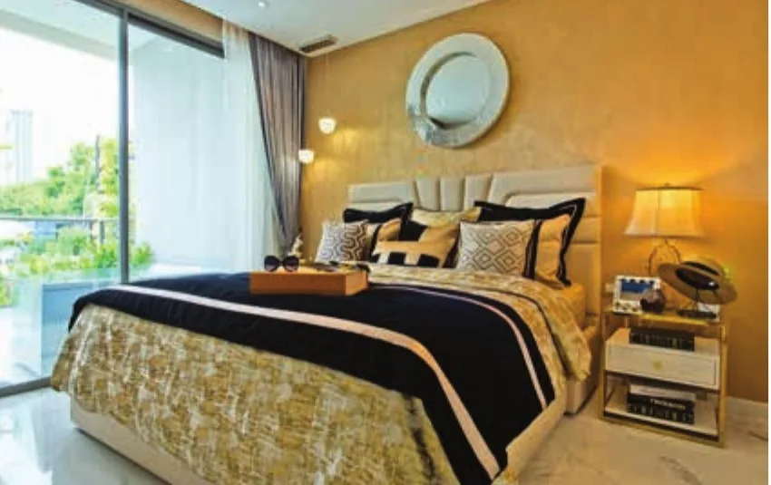 Copacabana Beach Jomtien — 12