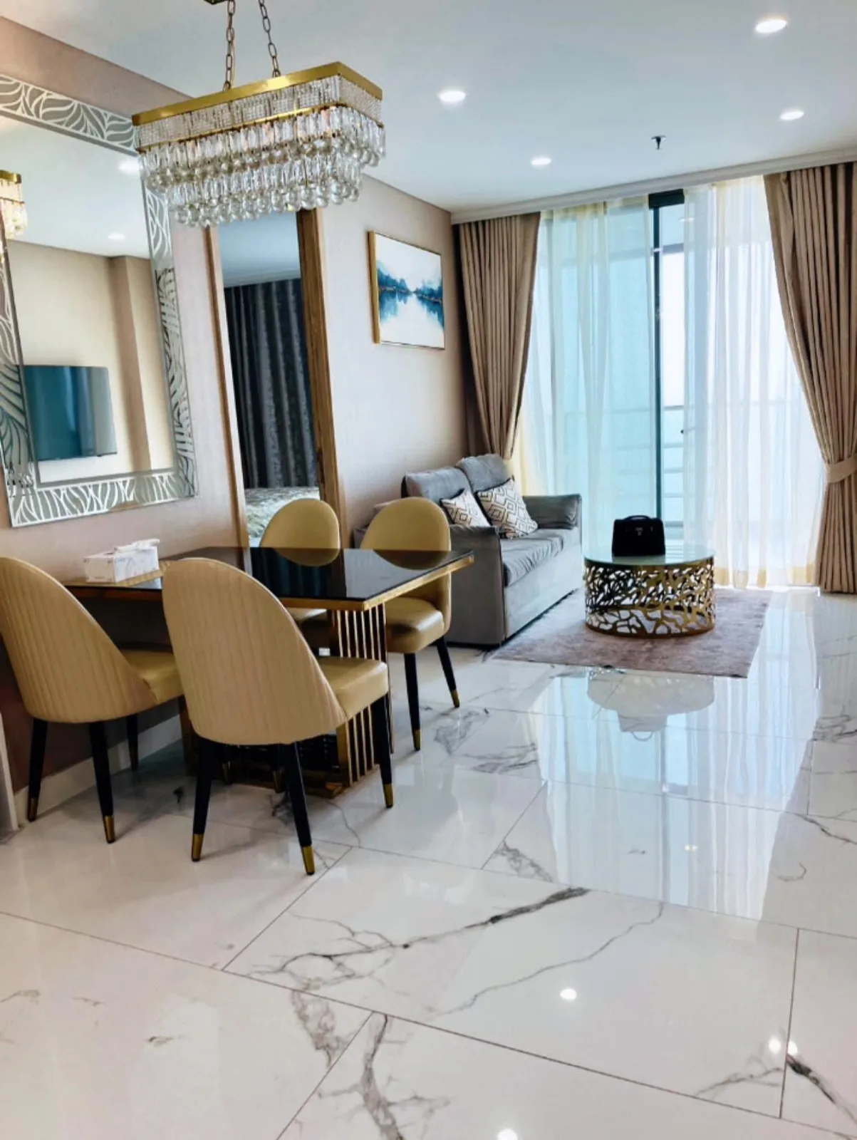 Copacabana Beach Jomtien — 40