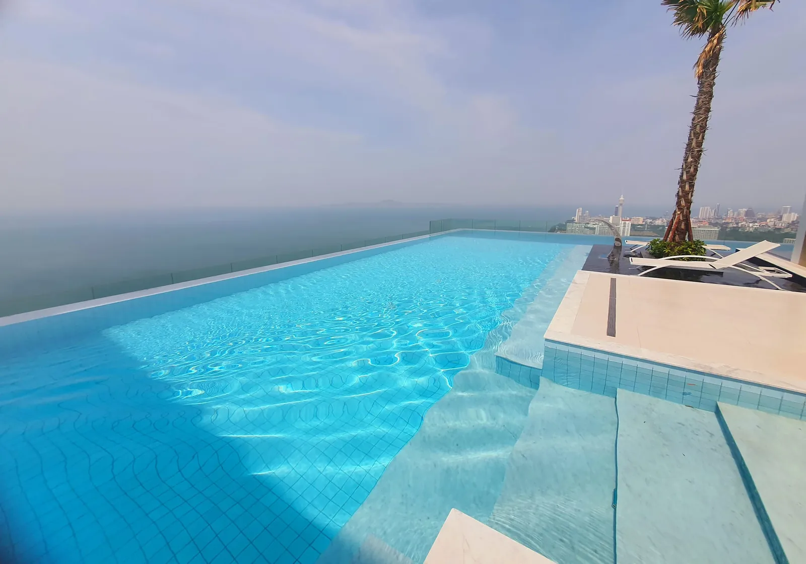 Copacabana Beach Jomtien — 53