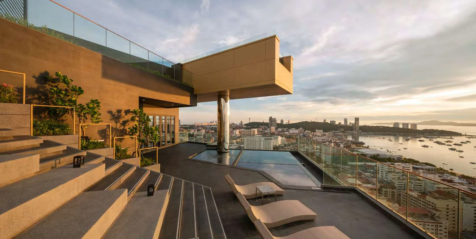 EDGE Central Pattaya — 35