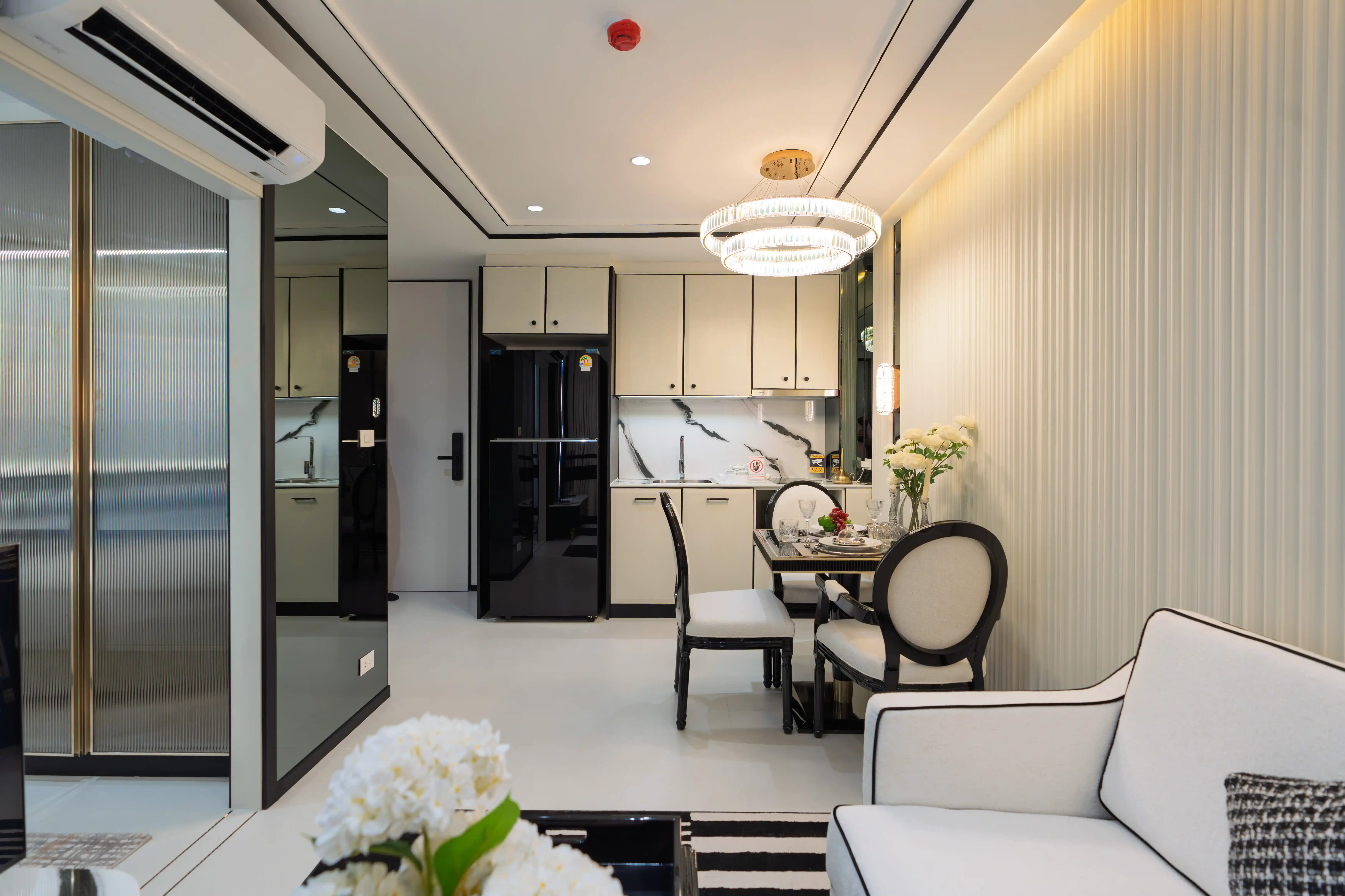 Embassy Life Pattaya — 37