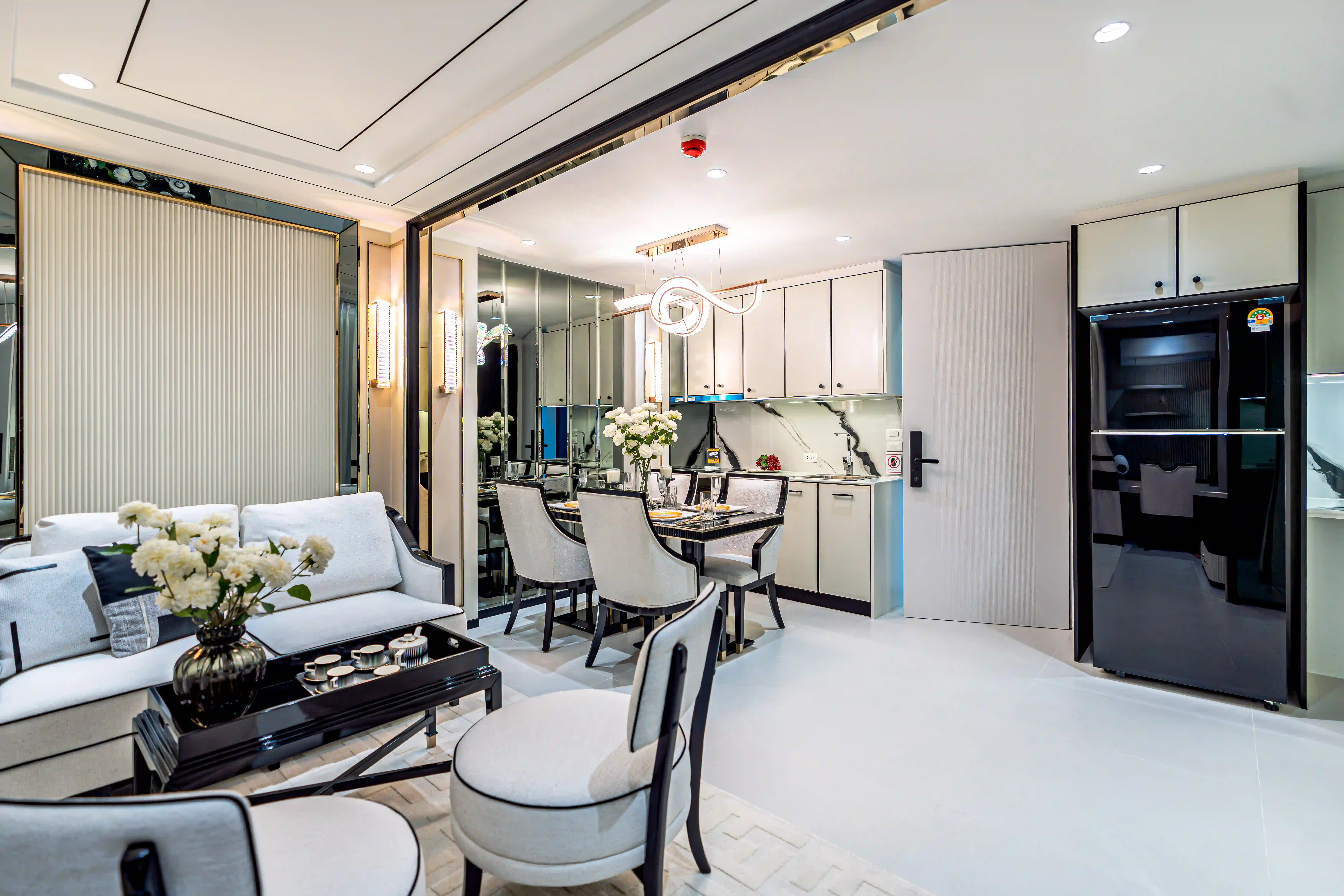 Embassy Life Pattaya — 43