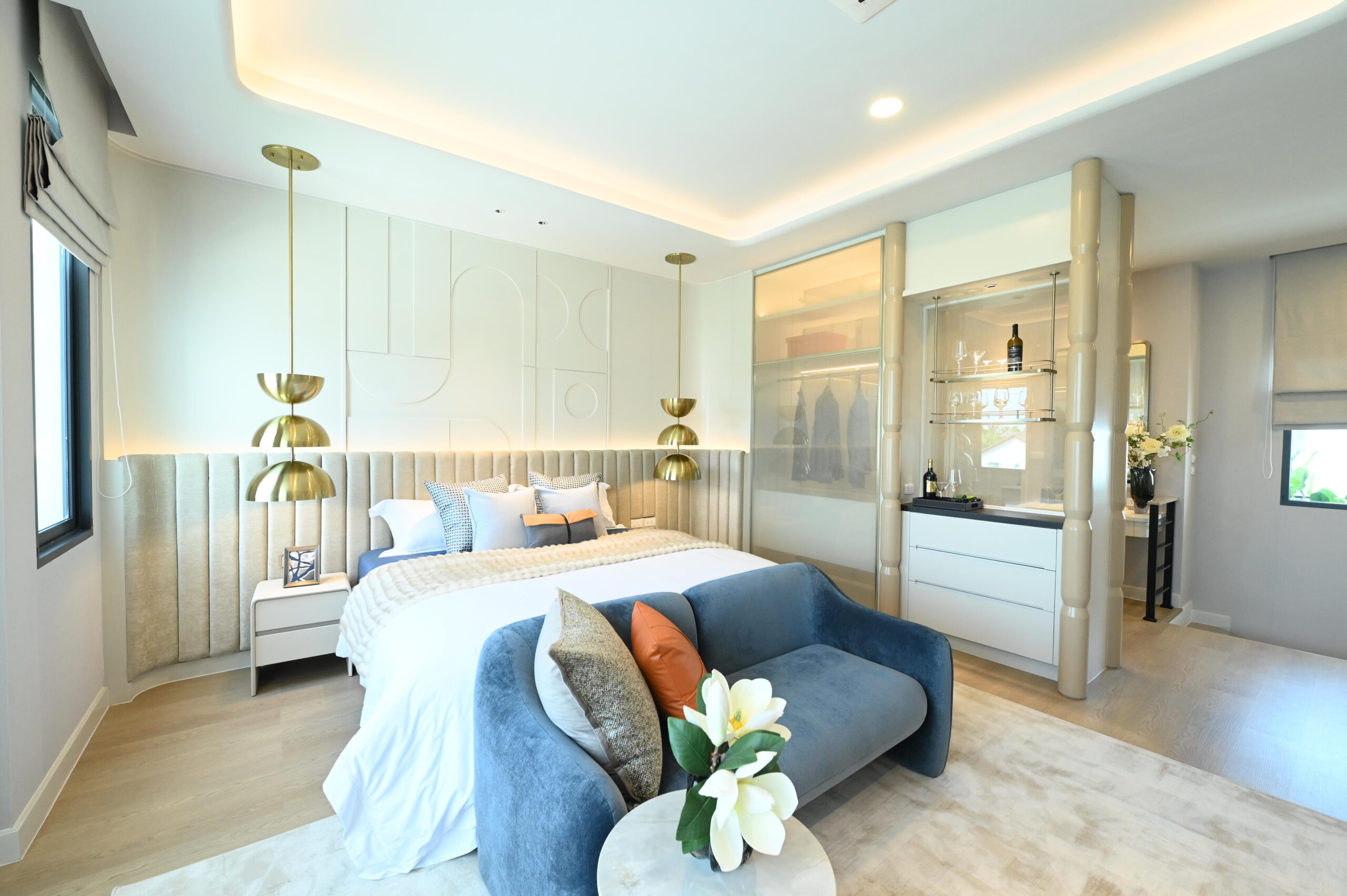 Goldina Sathorn — 2