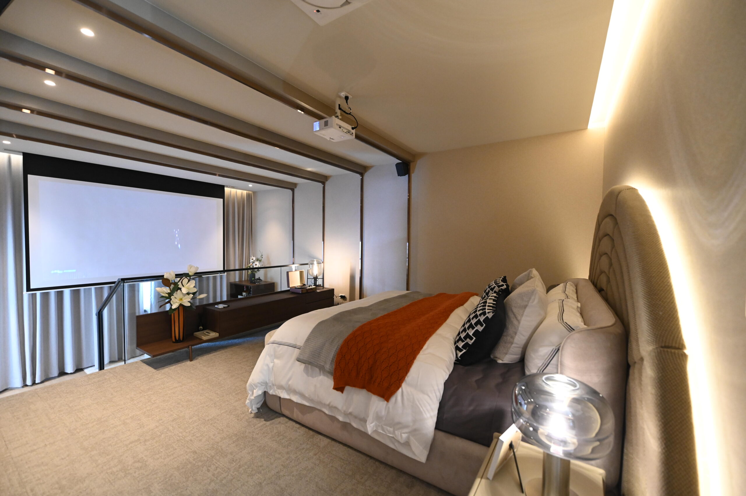 Goldina Sathorn — 5