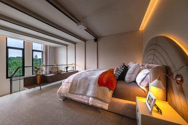 Goldina Sathorn — 6