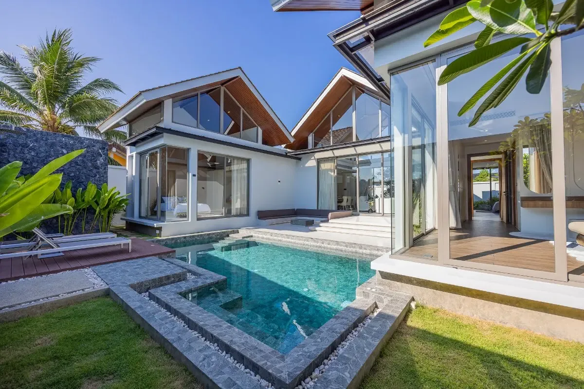 Grandma Villa — 32