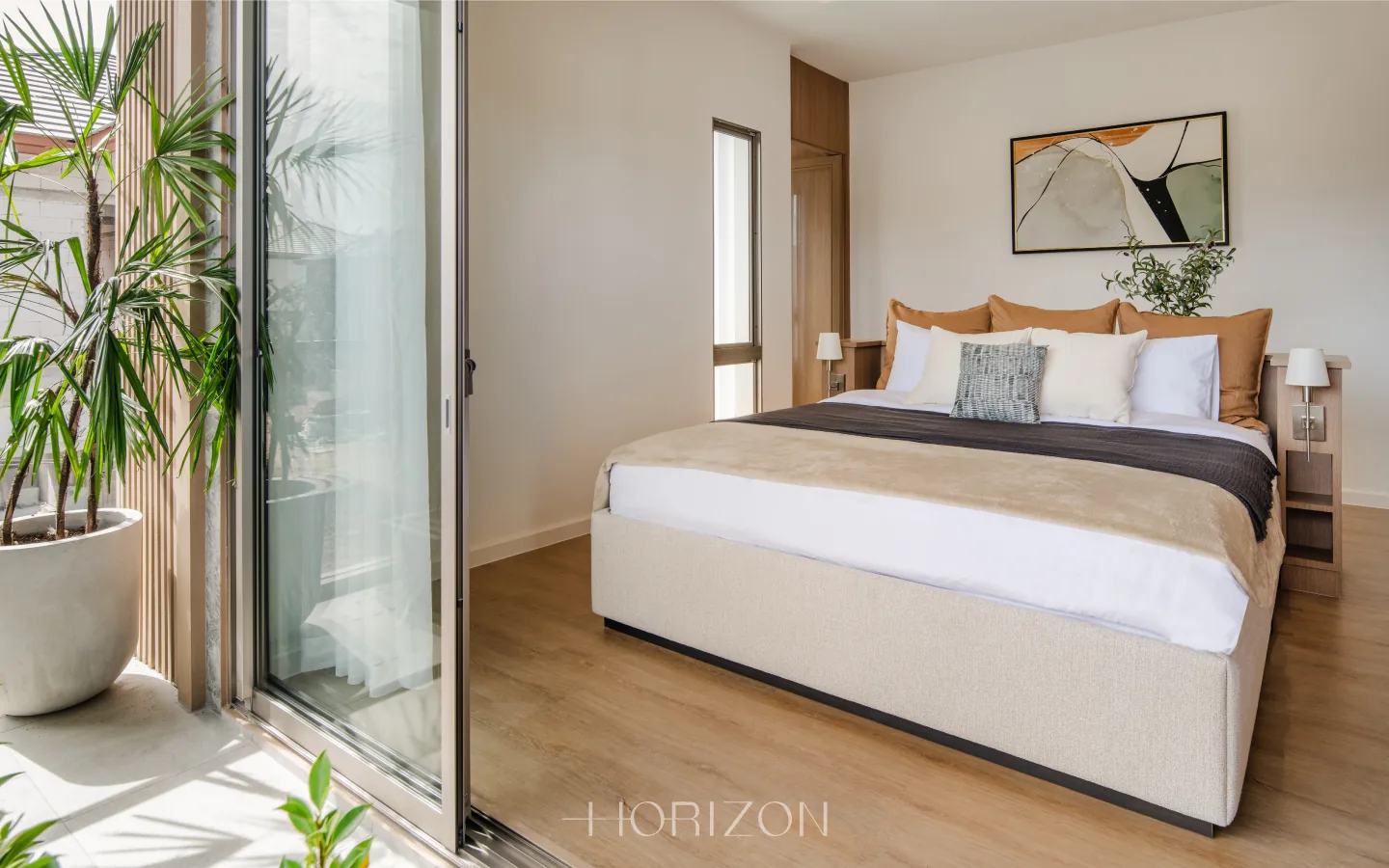 HORIZON by PATTA — 3