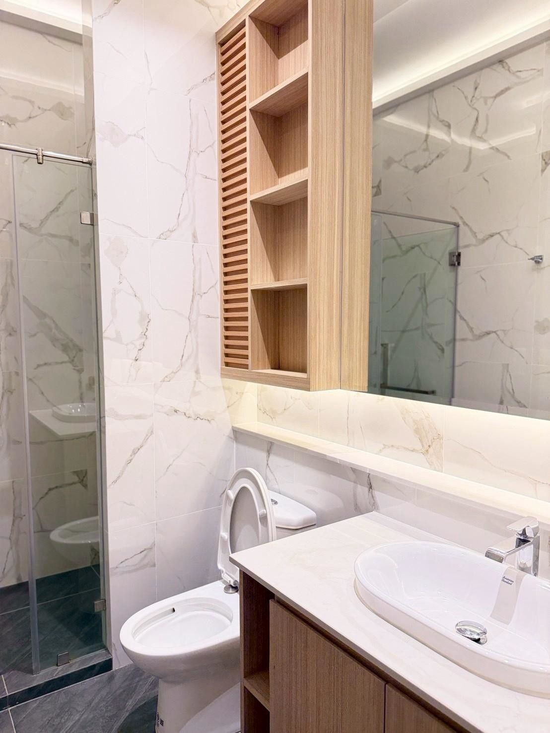 Интерьер ванной в Narita Villa