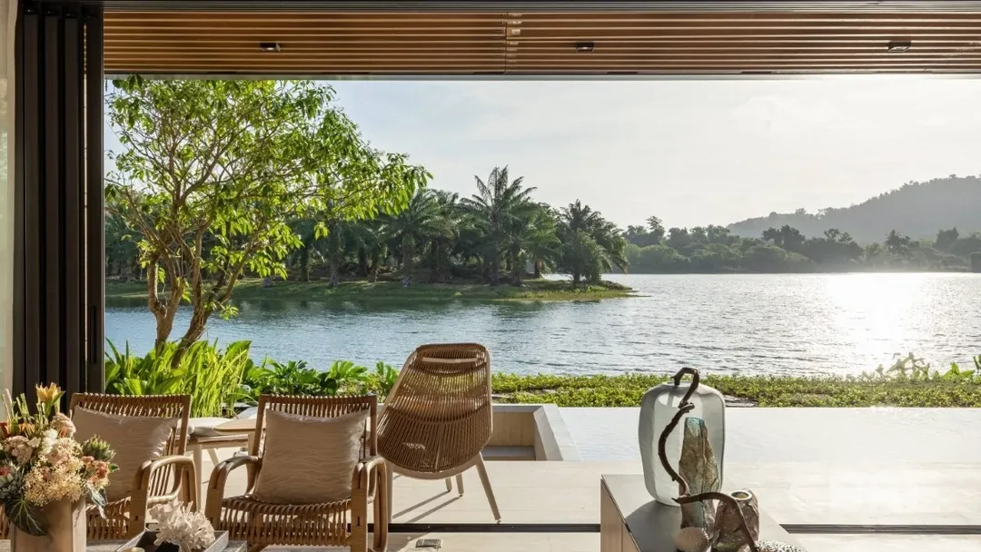 SERRANA Lakefront Pool Villas Phuket — 17