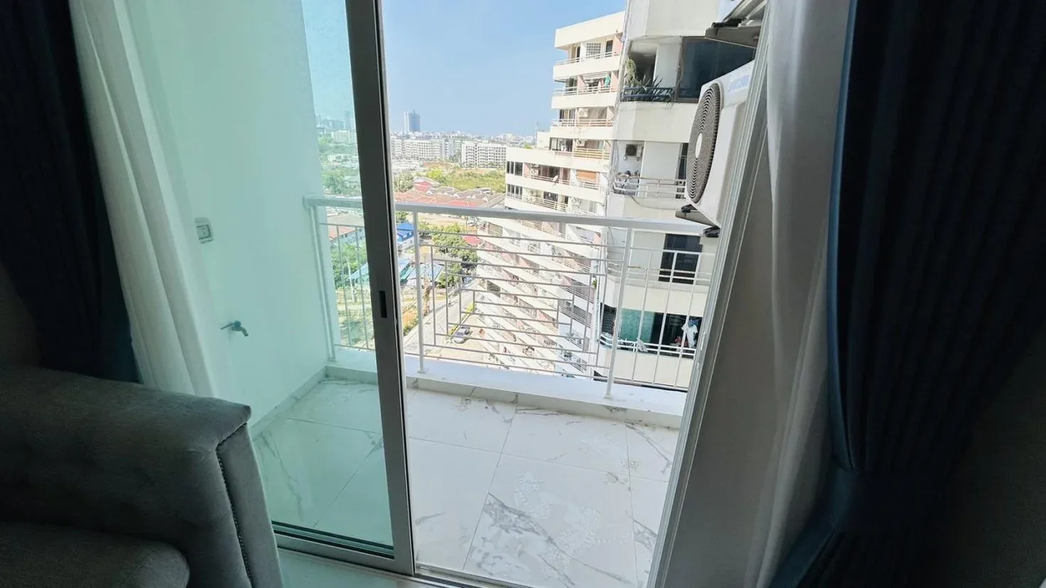 The Empire Tower Pattaya — 2