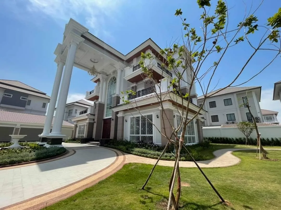 The Star Platinum Eco Melody completed villas by Borey Peng Huoth in Chbar Ampov, Phnom Penh — 7