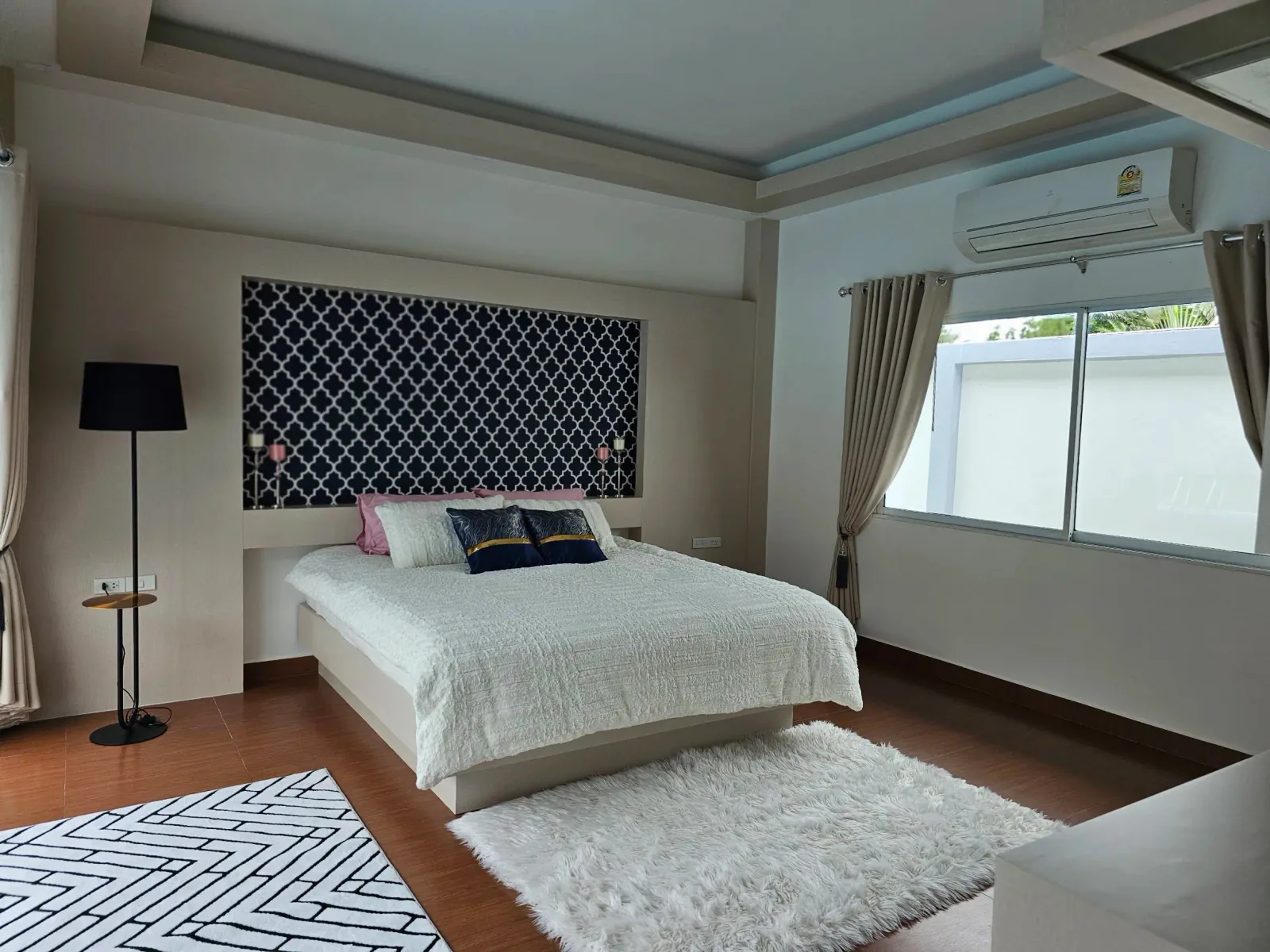 Unique Villas Pattaya — 8
