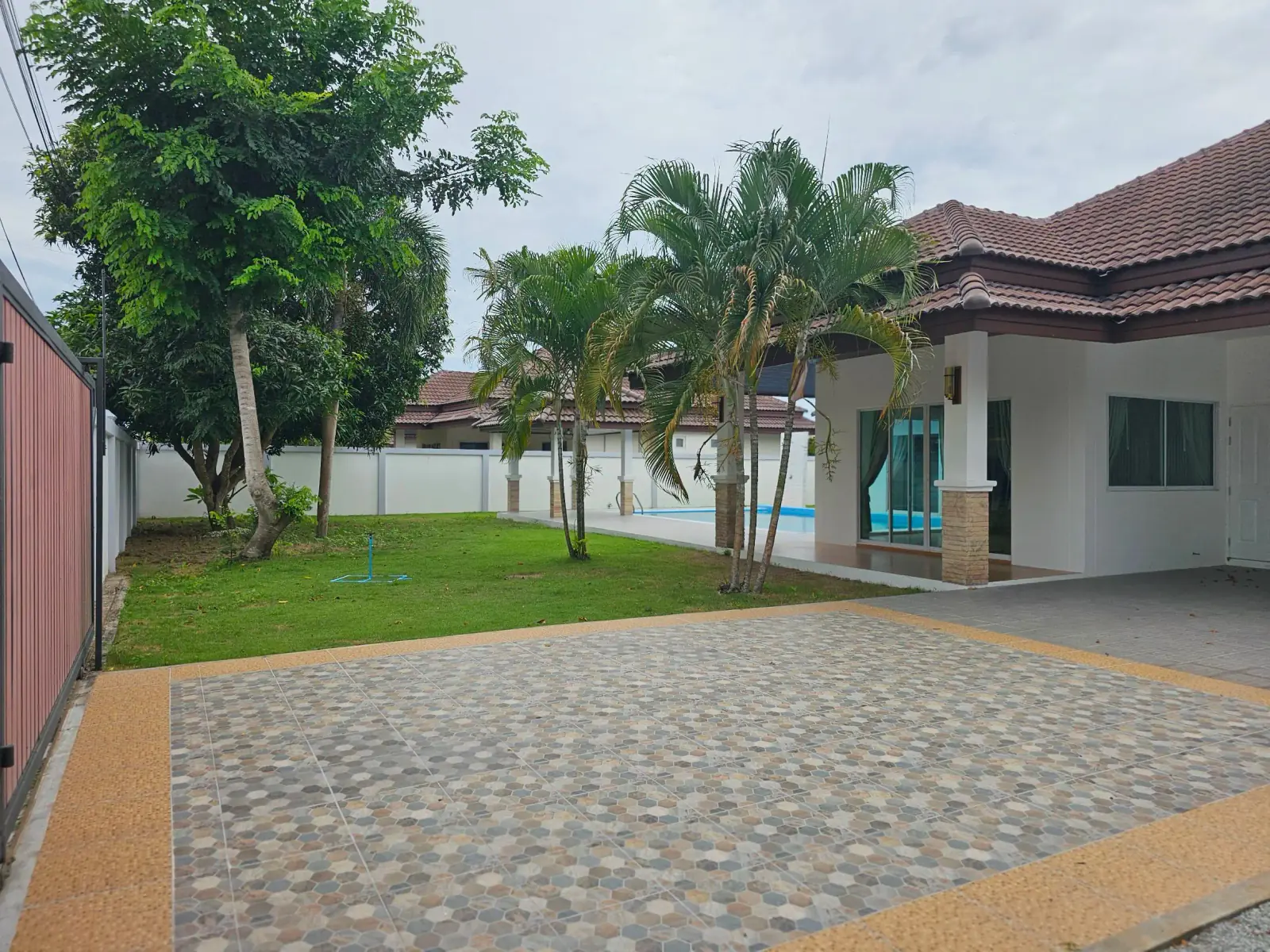 Unique Villas Pattaya — 18