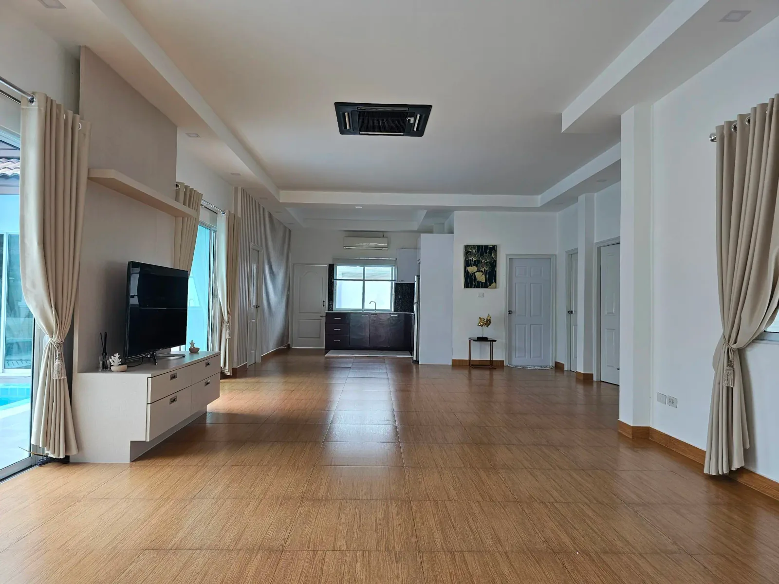 Unique Villas Pattaya — 25